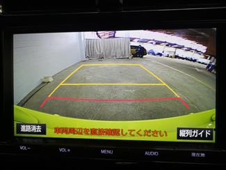 2018 Toyota Prius - Thumbnail