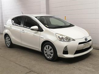 2013 Toyota Aqua - Thumbnail