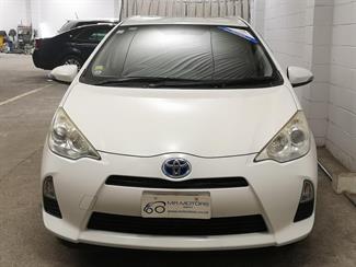 2013 Toyota Aqua - Thumbnail