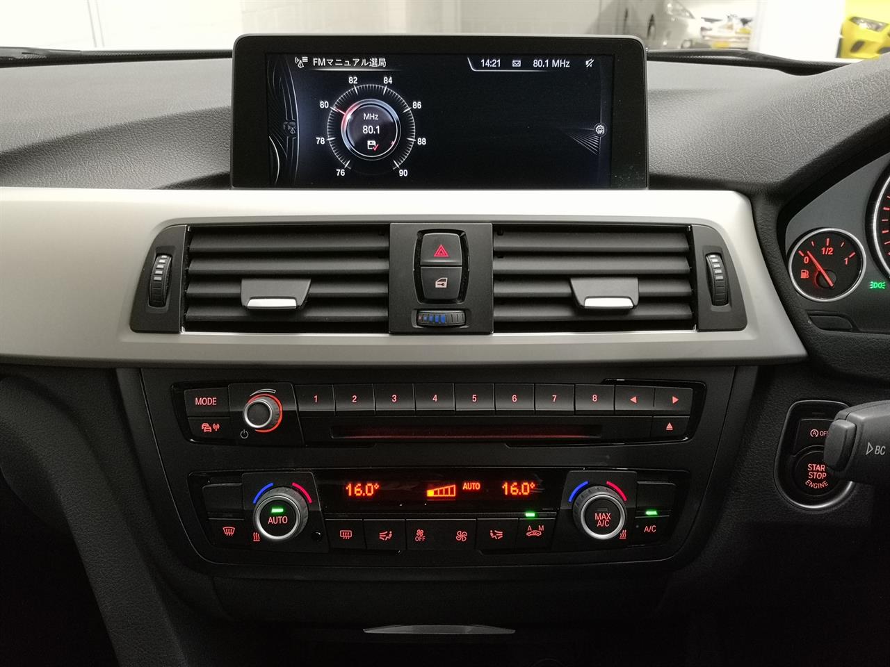 2015 BMW 320i