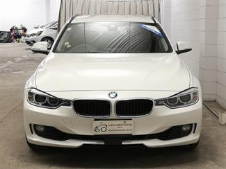 2015 BMW 320i - Thumbnail
