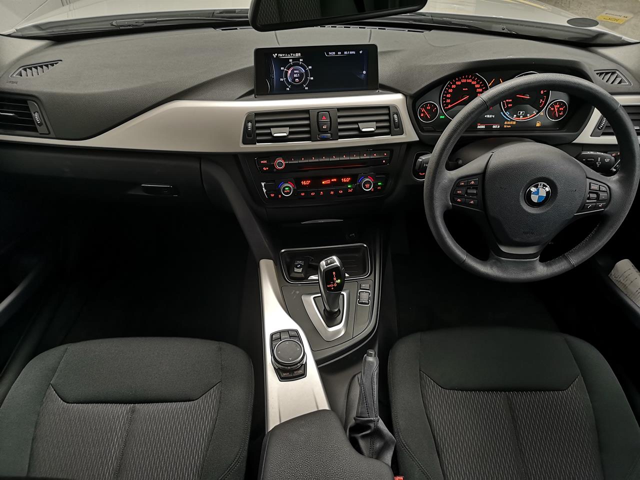 2015 BMW 320i