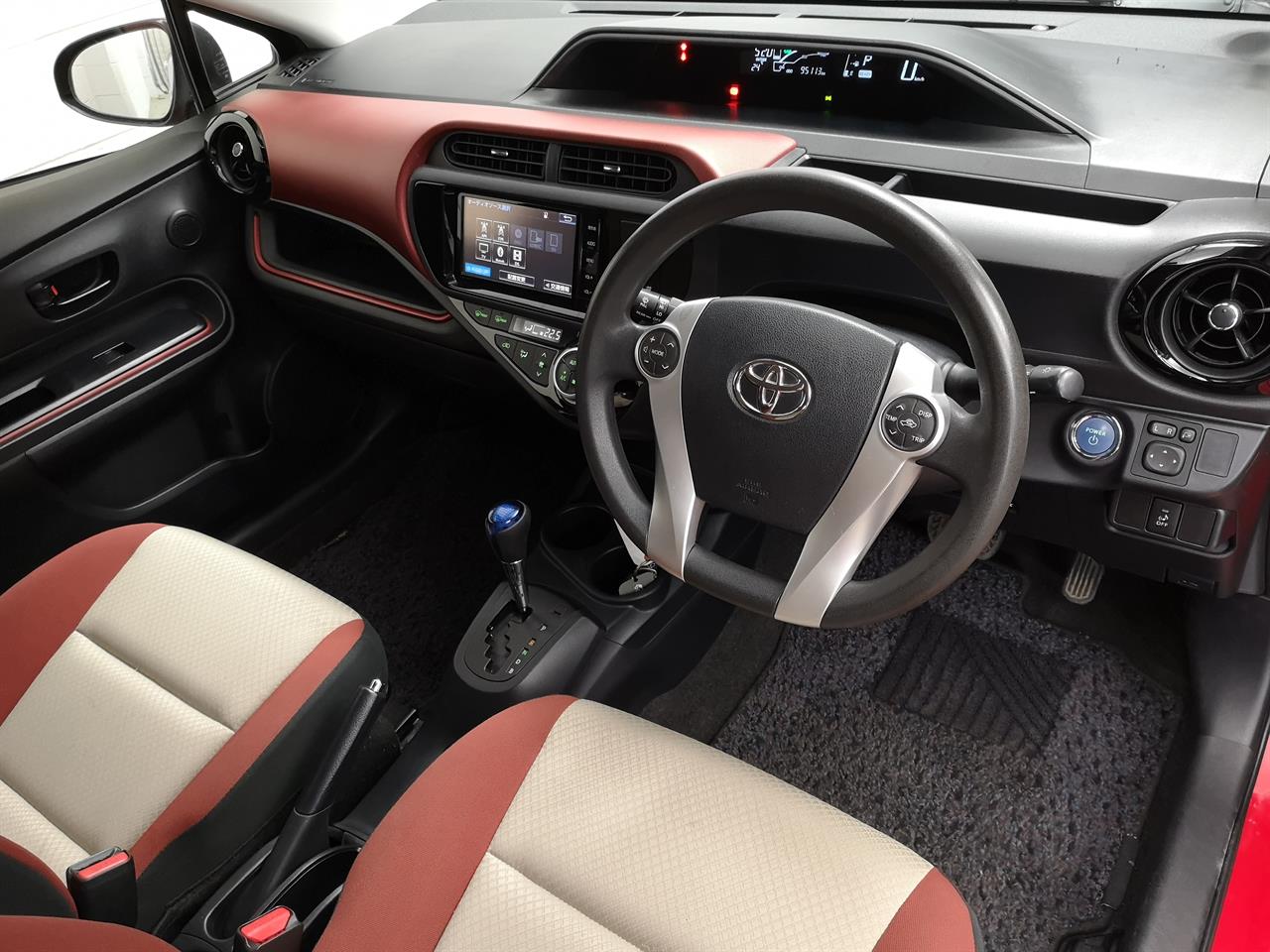 2015 Toyota Aqua