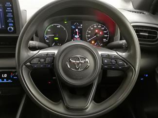 2021 Toyota Yaris - Thumbnail