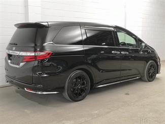 2016 Honda Odyssey - Thumbnail