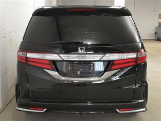 2016 Honda Odyssey - Thumbnail