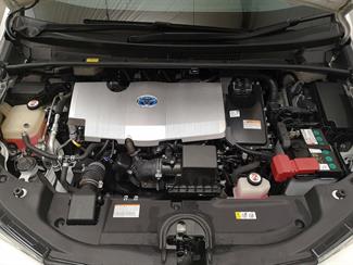 2017 Toyota Prius - Thumbnail