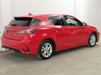 2016 Lexus CT 200H - Thumbnail