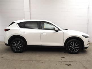 2017 Mazda CX-5 - Thumbnail