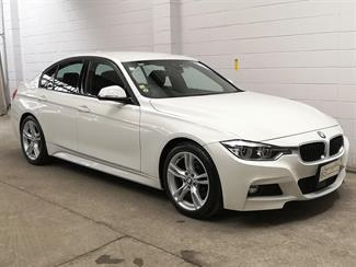 2016 BMW 330e - Thumbnail