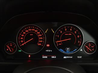 2016 BMW 330e - Thumbnail
