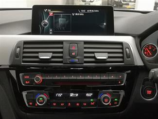 2016 BMW 330e - Thumbnail