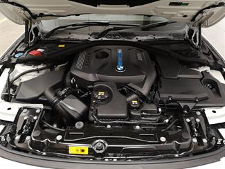 2016 BMW 330e - Thumbnail