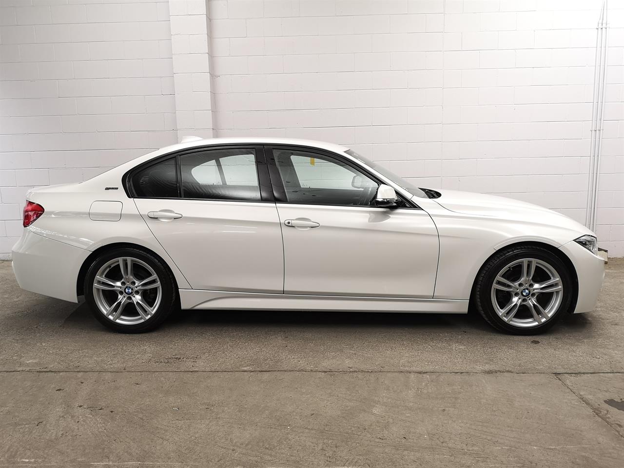 2016 BMW 330e