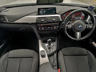 2016 BMW 330e - Thumbnail
