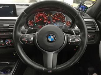 2016 BMW 330e - Thumbnail