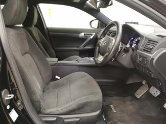 2012 Lexus CT 200H - Thumbnail