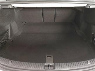 2017 Mercedes-Benz C 180 - Thumbnail