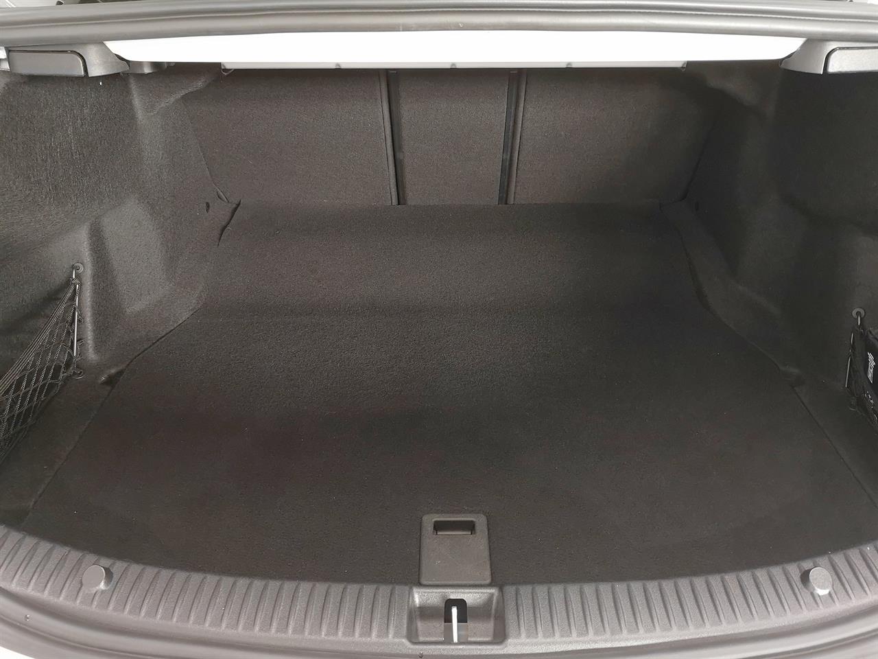 2017 Mercedes-Benz C 180
