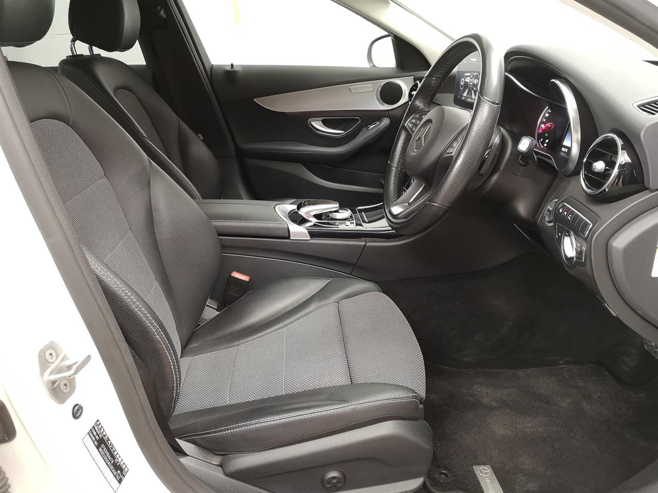 2017 Mercedes-Benz C 180