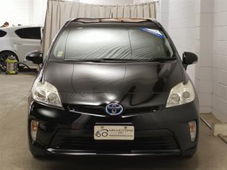 2015 Toyota Prius - Thumbnail