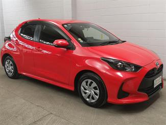 2020 Toyota Yaris - Thumbnail