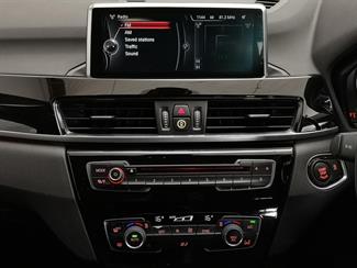 2015 BMW X1 - Thumbnail