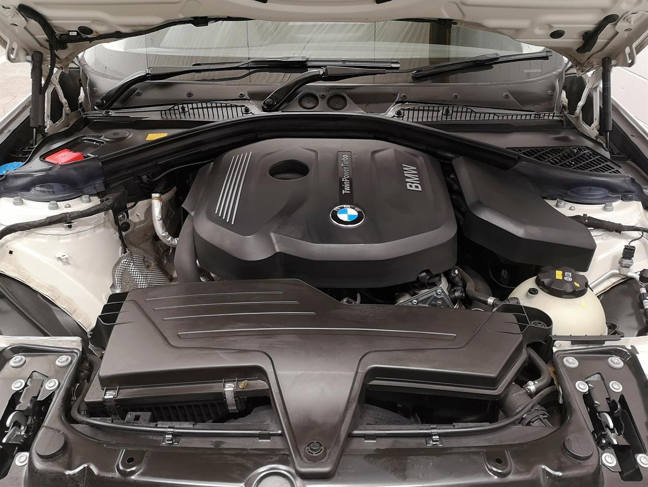 2017 BMW 118I