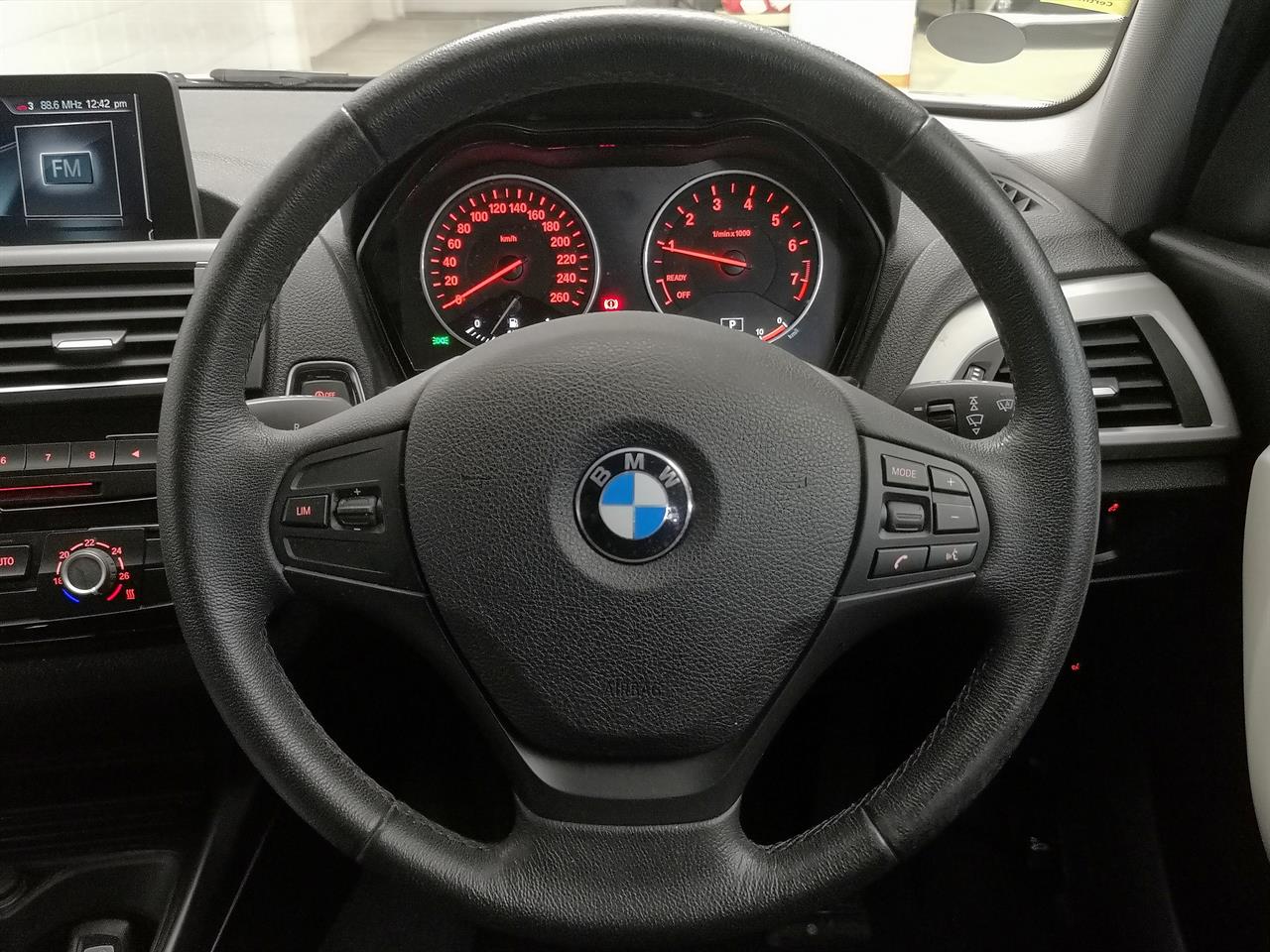 2017 BMW 118I