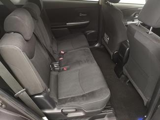 2020 Toyota Prius - Thumbnail