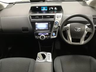 2020 Toyota Prius - Thumbnail