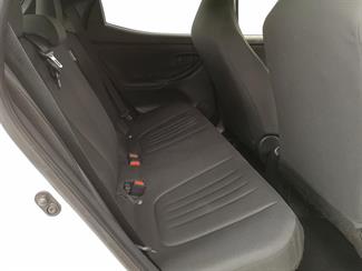 2020 Toyota Yaris - Thumbnail