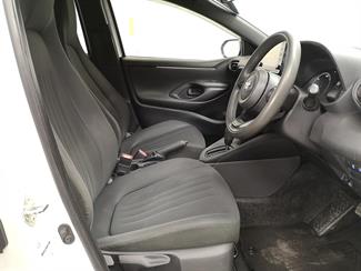 2020 Toyota Yaris - Thumbnail