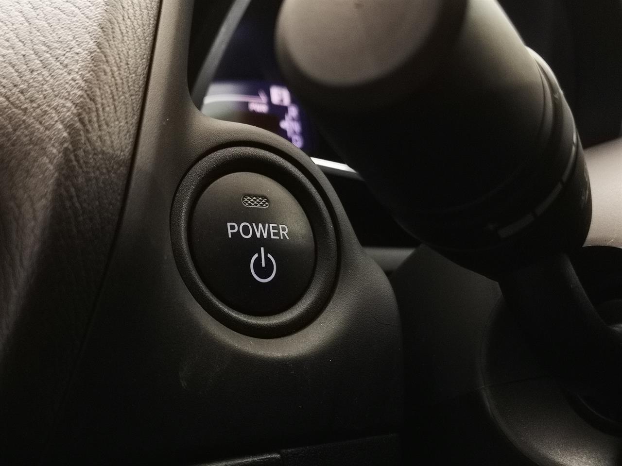 2014 Mazda Axela