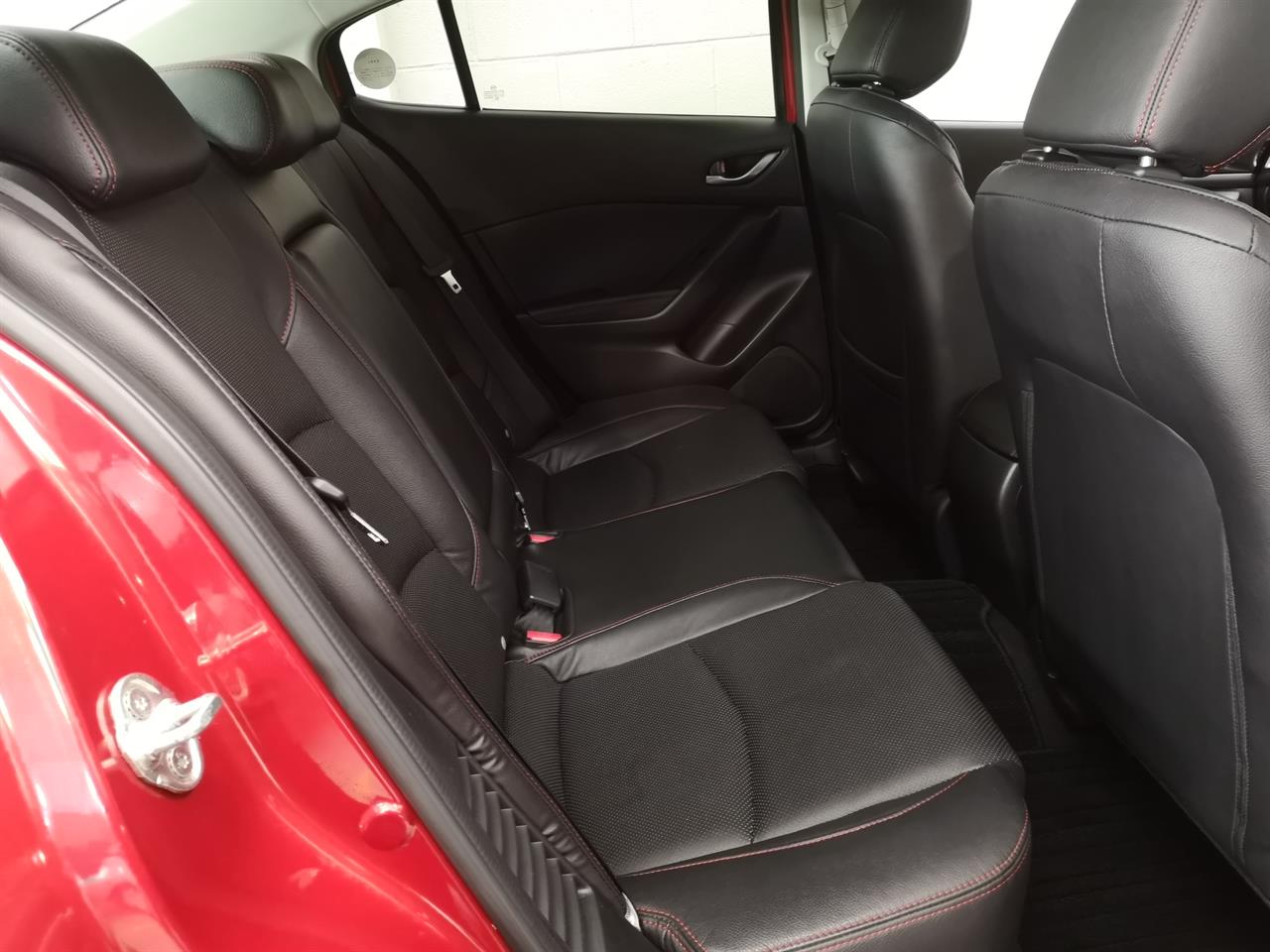 2014 Mazda Axela