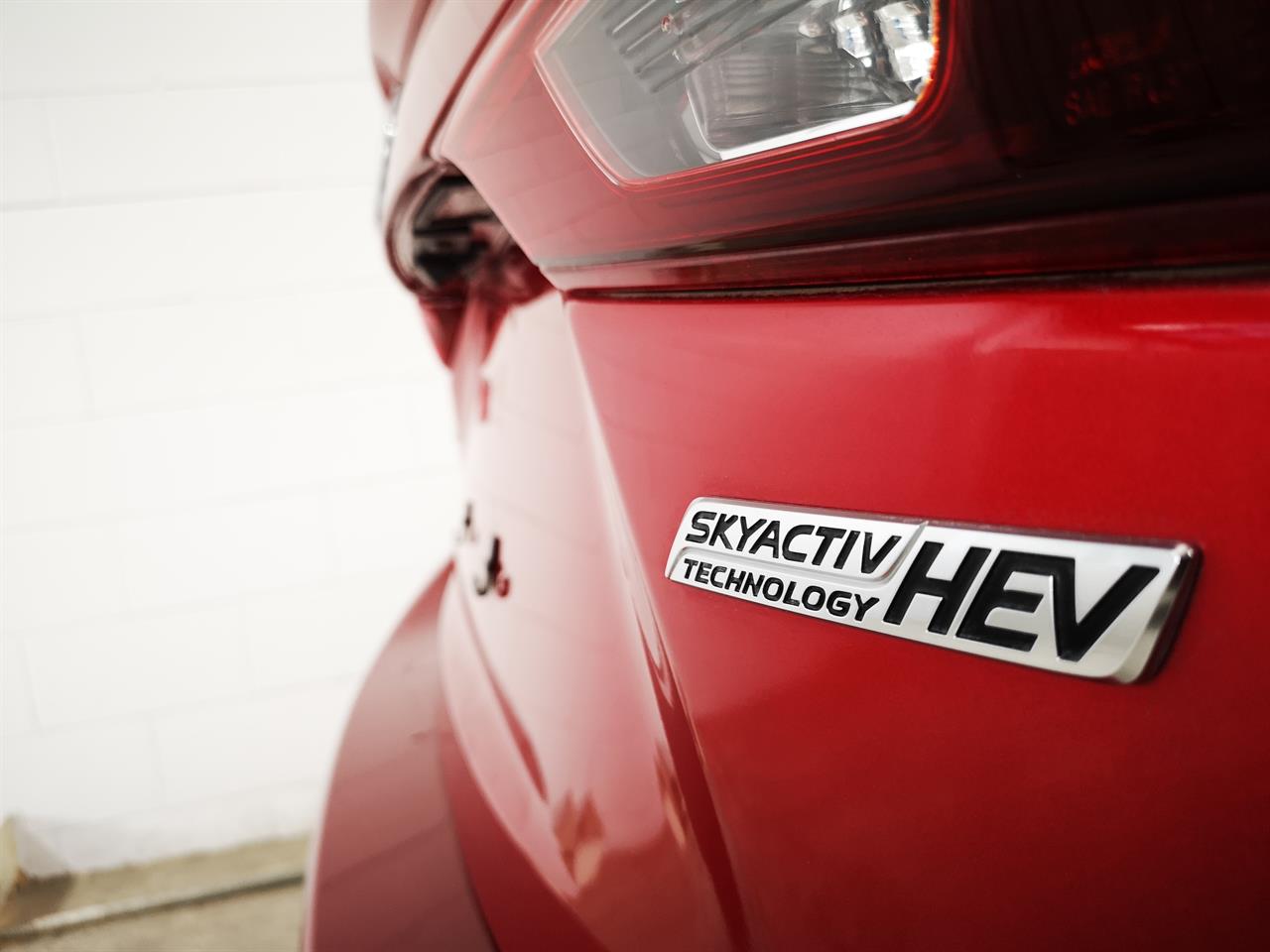 2014 Mazda Axela