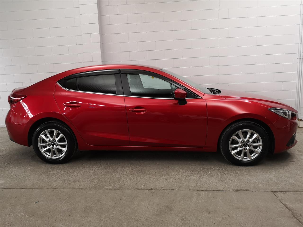2014 Mazda Axela