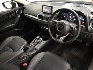 2014 Mazda Axela - Thumbnail