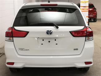 2015 Toyota Corolla - Thumbnail