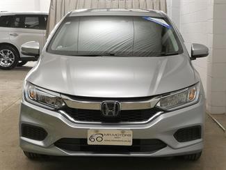 2020 Honda Grace - Thumbnail