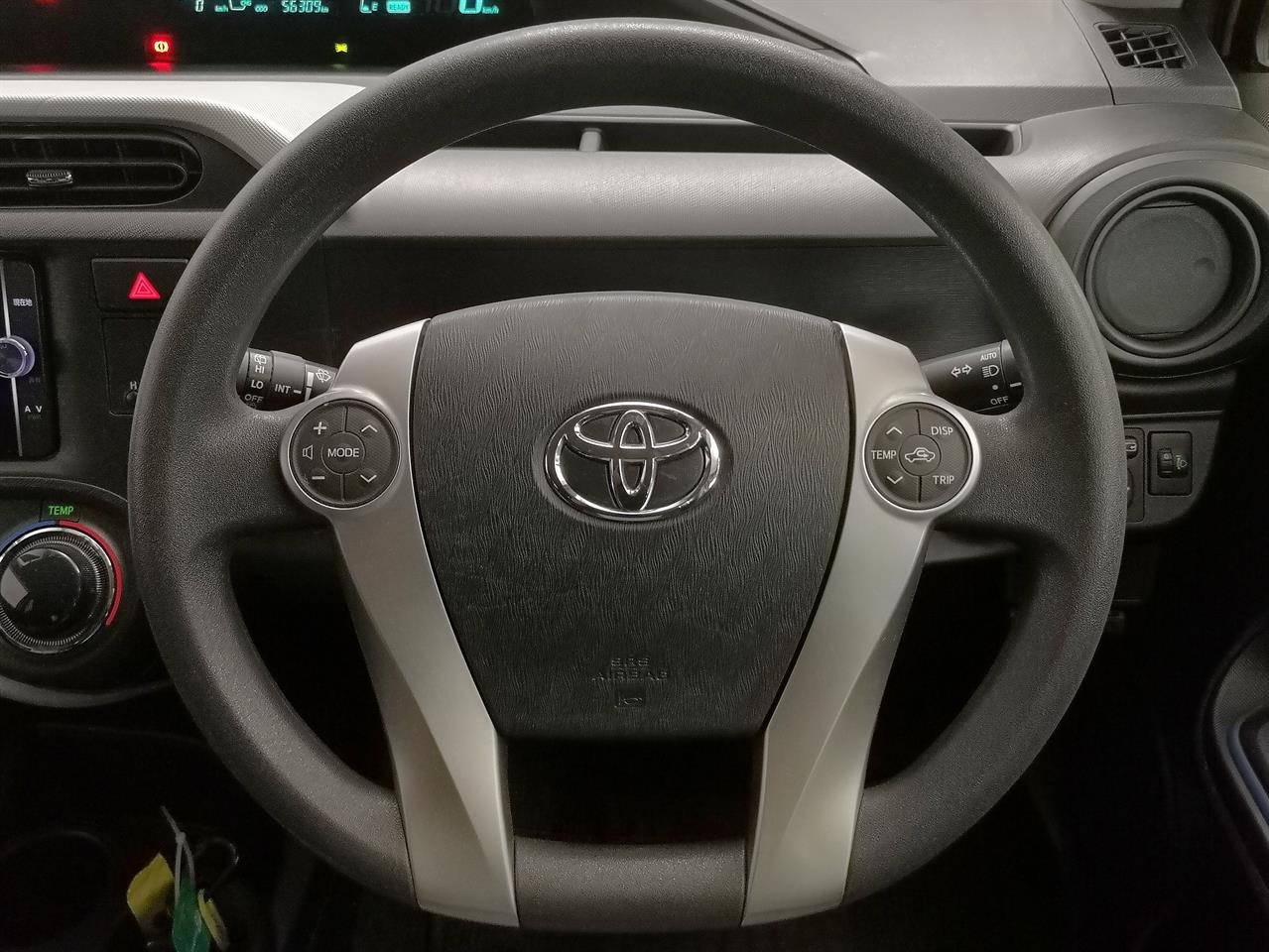 2013 Toyota Aqua