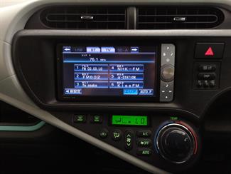 2012 Toyota Aqua - Thumbnail