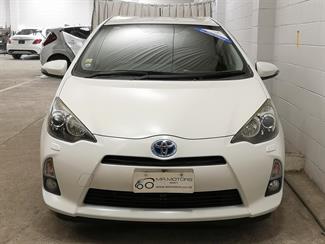 2012 Toyota Aqua - Thumbnail