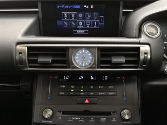 2016 Lexus IS 200T - Thumbnail