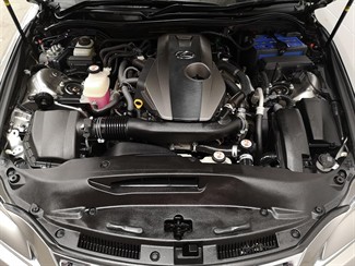 2016 Lexus IS 200T - Thumbnail