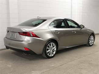 2016 Lexus IS 200T - Thumbnail