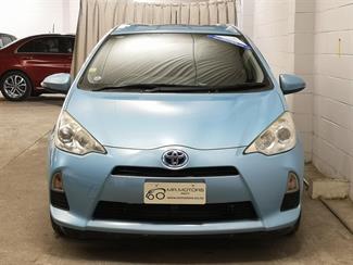2013 Toyota Aqua - Thumbnail