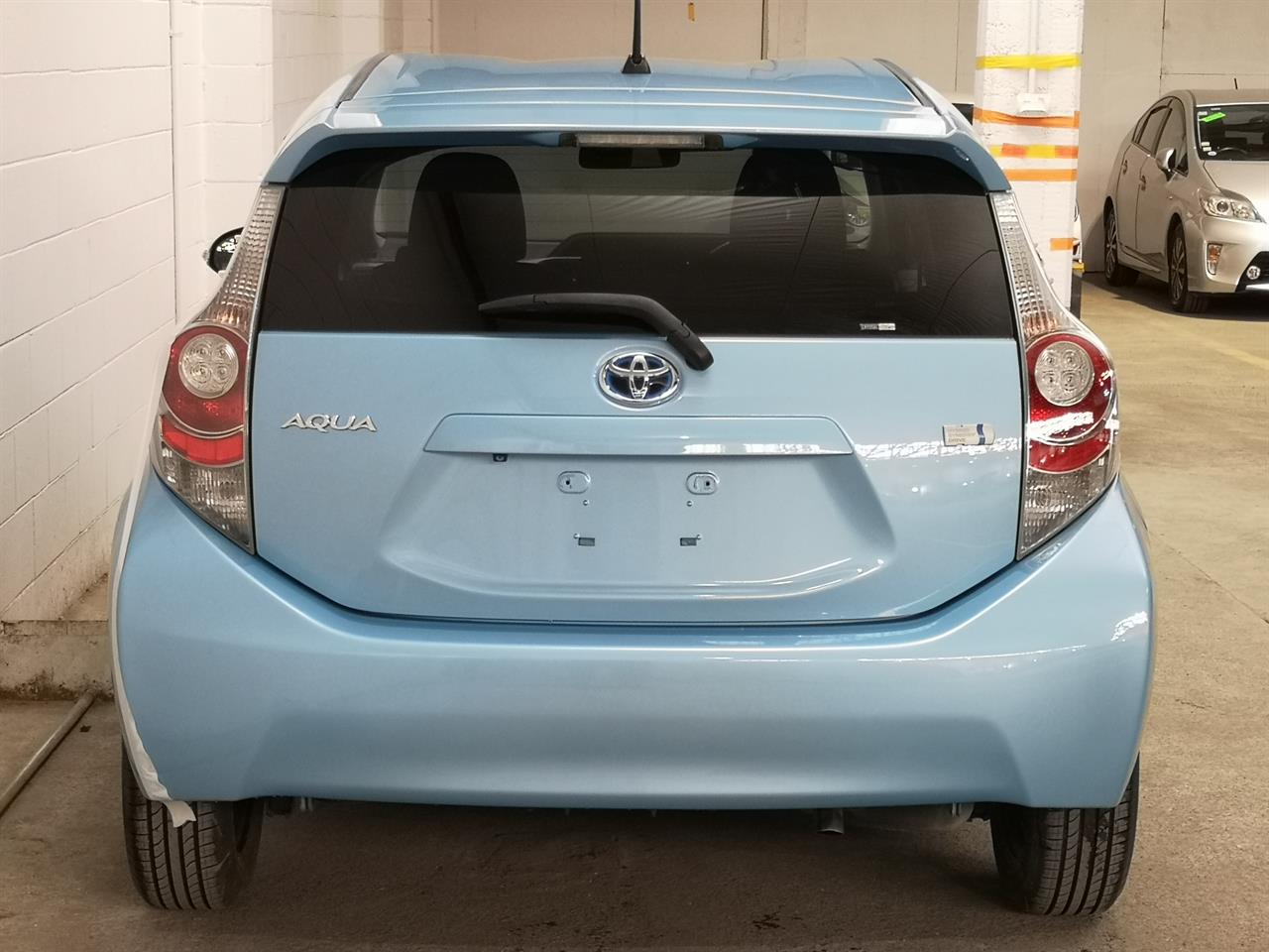 2013 Toyota Aqua