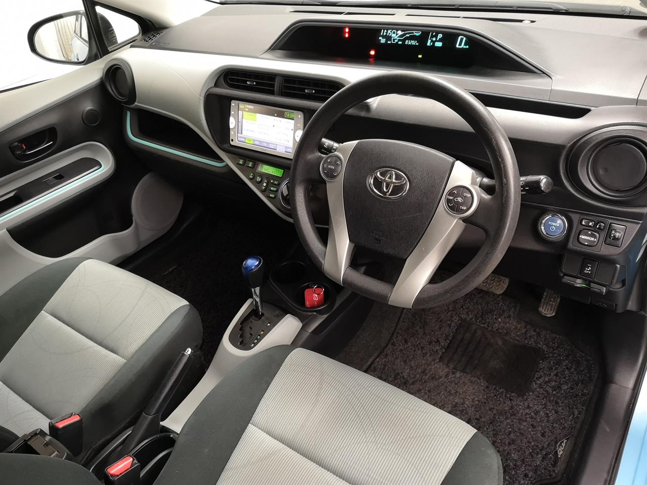 2013 Toyota Aqua