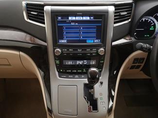 2012 Toyota Alphard - Thumbnail